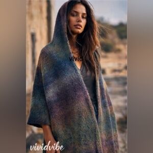 Free people + SAACHI Hooded Ombre Blue Poncho/Kimono Cardigan Size OS NWT$232
